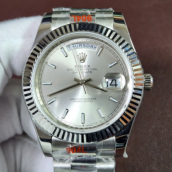 【TT製造】紳士にふさわしい時計_ロレックススーパーコピー時計 デイデイト 228239 シルバー